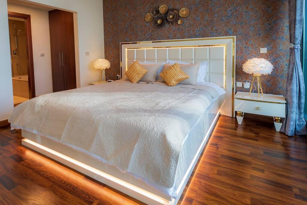 First Class 3Br With Full Burj Khalifa And Fountain View Dubaj Kültér fotó