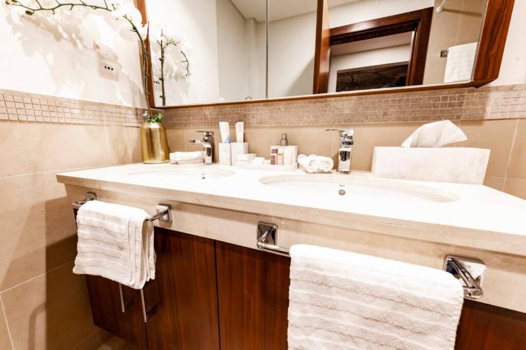 First Class 3Br With Full Burj Khalifa And Fountain View Dubaj Kültér fotó