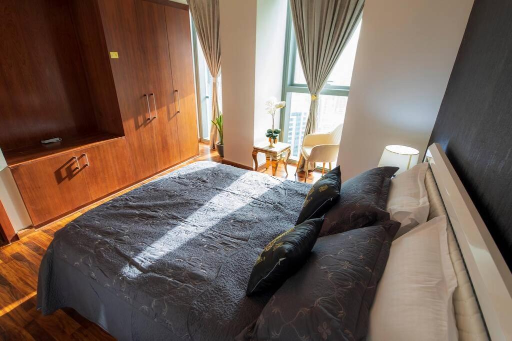 First Class 3Br With Full Burj Khalifa And Fountain View Dubaj Kültér fotó